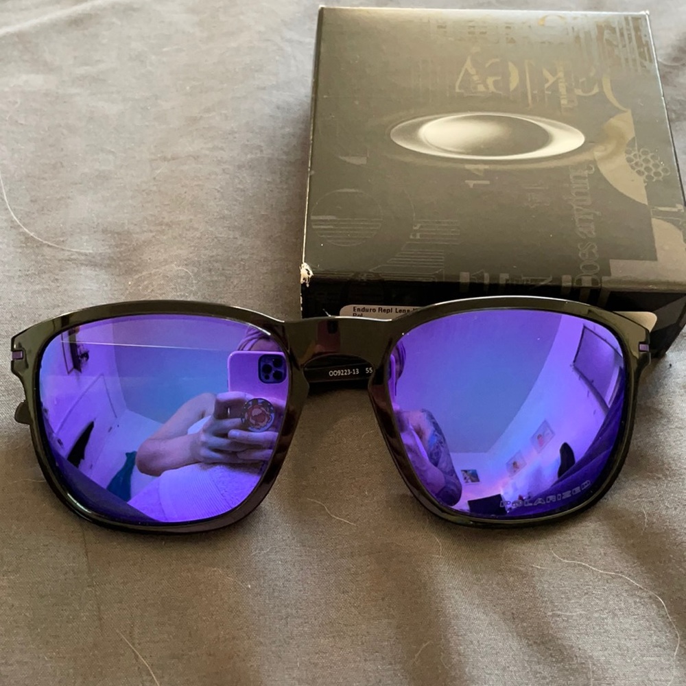 Oakley Enduro Sunglasses with replacement lenses